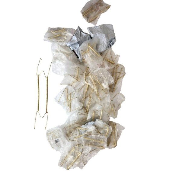 Spring Plate Hangers Gold Metal Display Easels For Plates & Photos Lot of 30 Siz - Picture 1 of 9